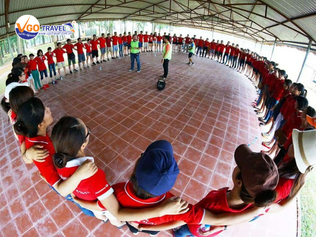 Trò chơi team building nối từ