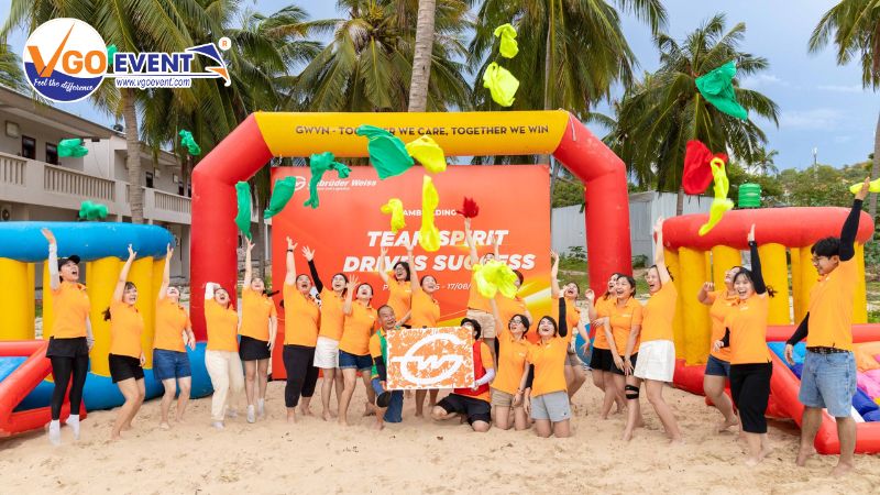 Du lịch team building giúp gắn kết văn hóa doanh nghiệp