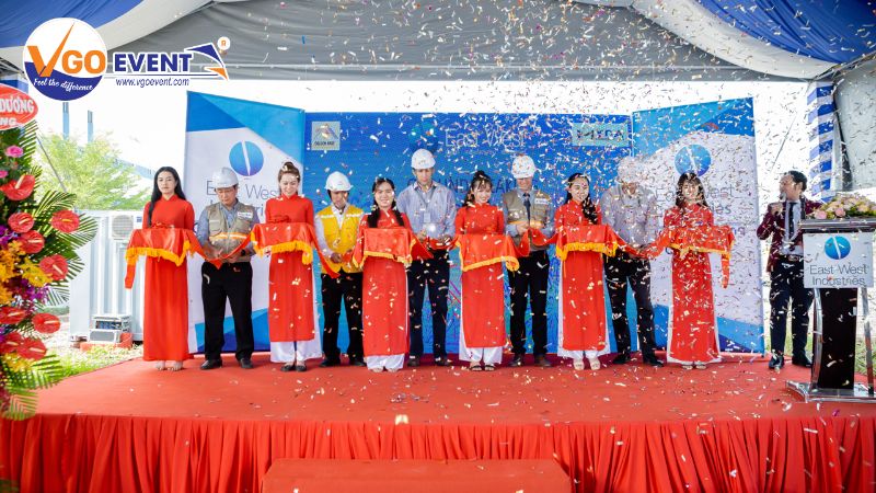 Kịch bản khánh thành được thiết kế riêng