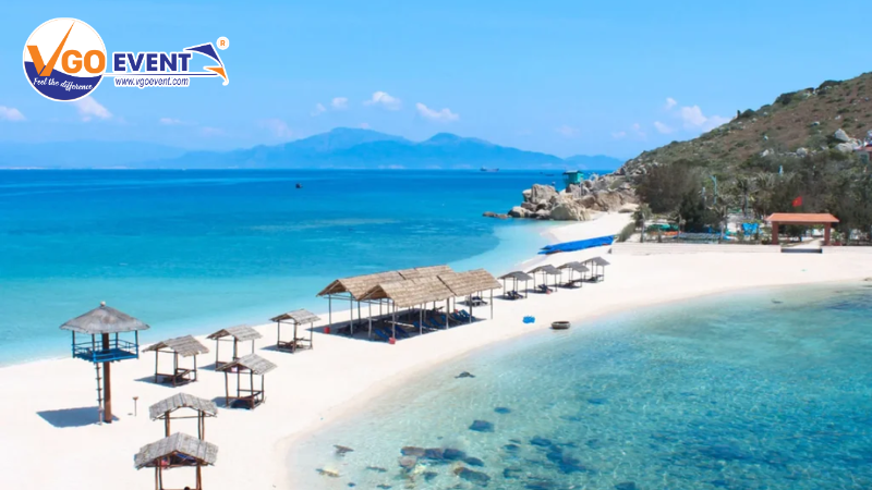 khám phá vẻ đẹp độc của Đảo Yến