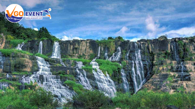 tìm về sự nguyên sơ của núi rừng