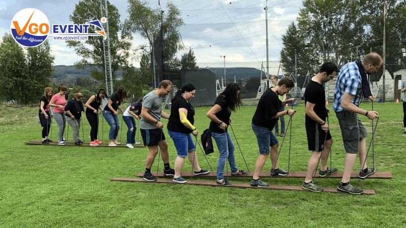 Bước chân đoàn kết