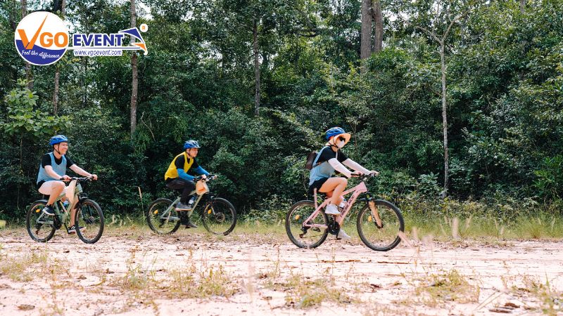 Phân biệt sự kiện xanh và truyền thống