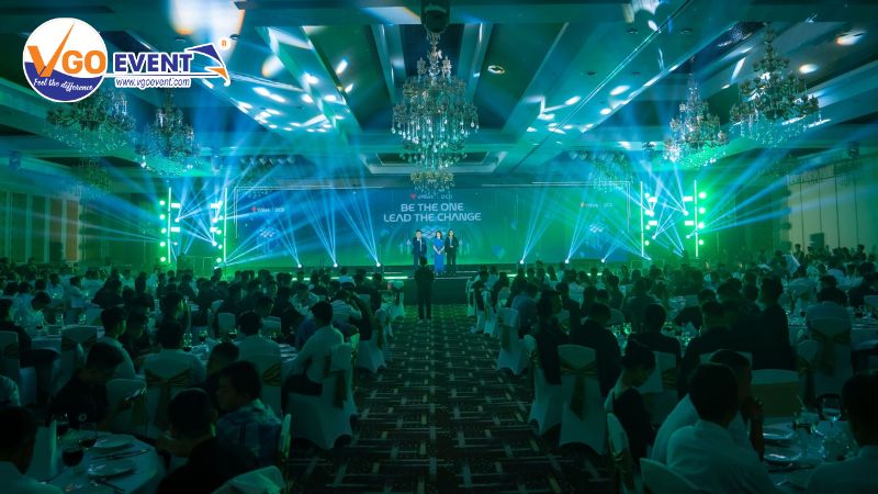 Không khí tại một sự kiện doanh nghiệp được tổ chức bài bản