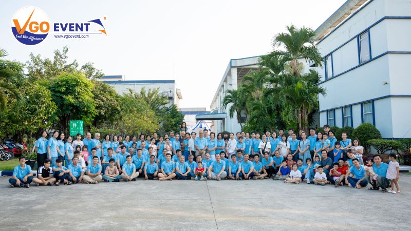 Gia đình nhân viên cùng tham gia các trò chơi tại ngày hội gia đình