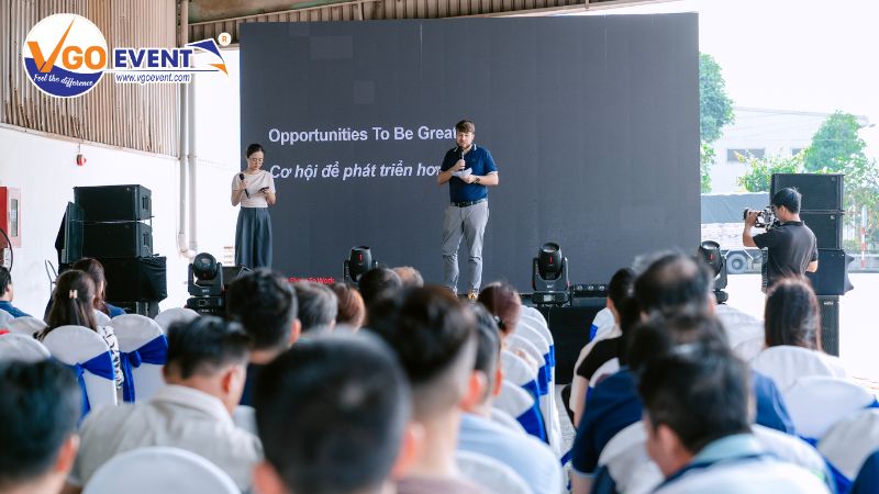 Chọn diễn giả và người điều phối