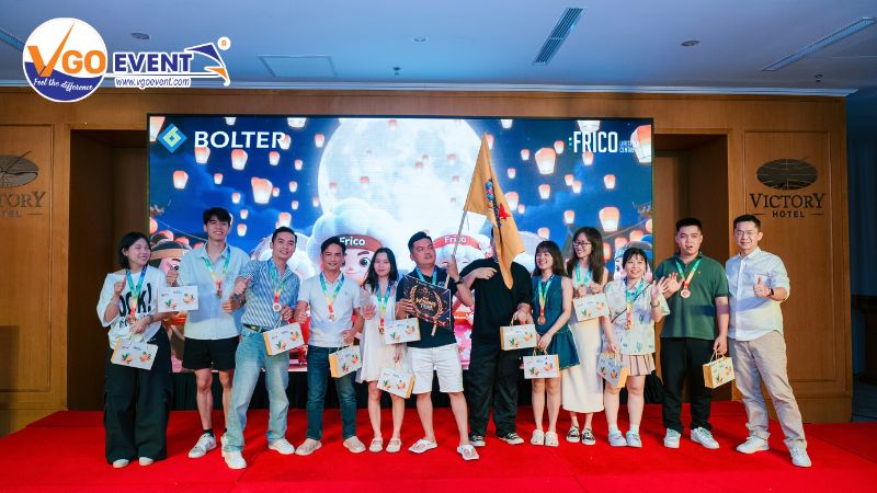 Không khí giao lưu tiệc tối