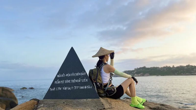 Mũi Đôi là điểm cực Đông của Việt Nam